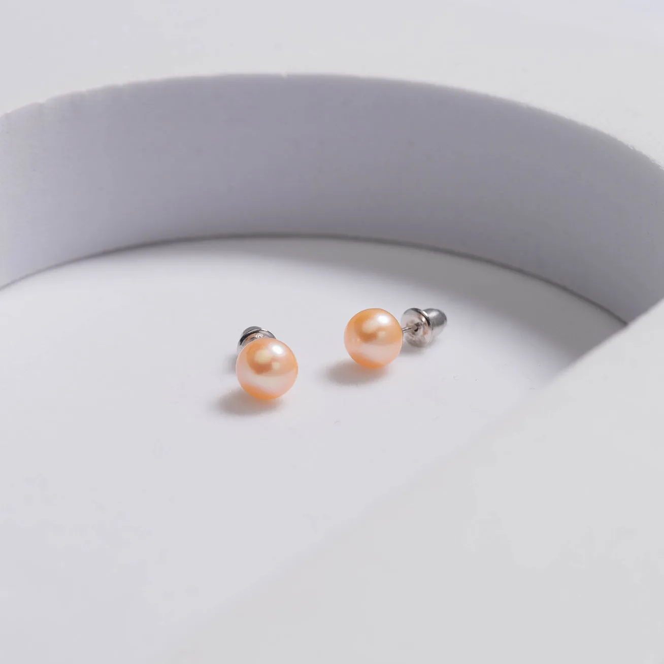 18K Gold? Top Grade Pink Freshwater Pearl Stud Earrings KE00059