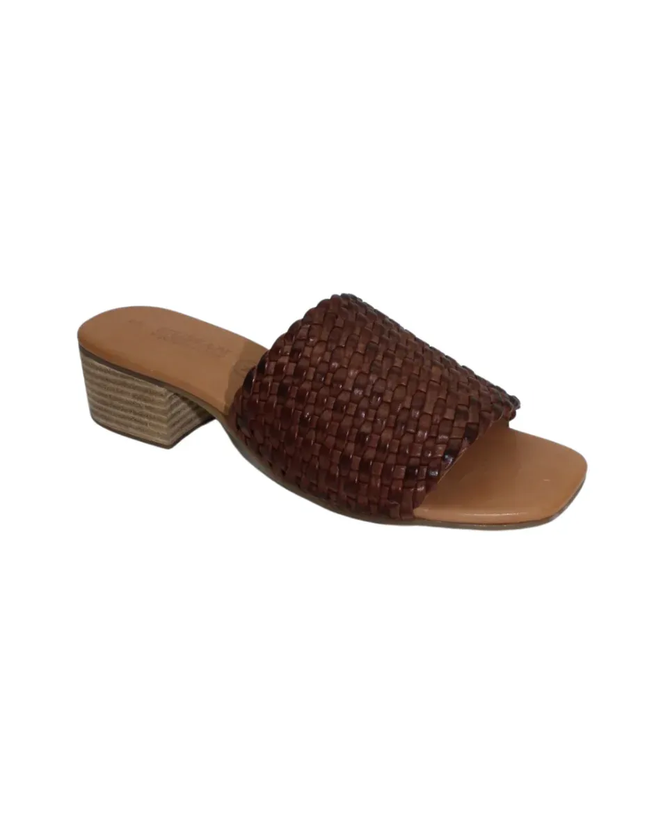 Cambria Heel - Mocha