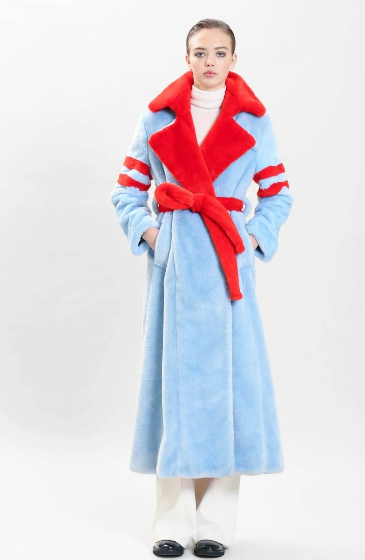 Genevieve Coat Faux Fur in Rouge/Blue