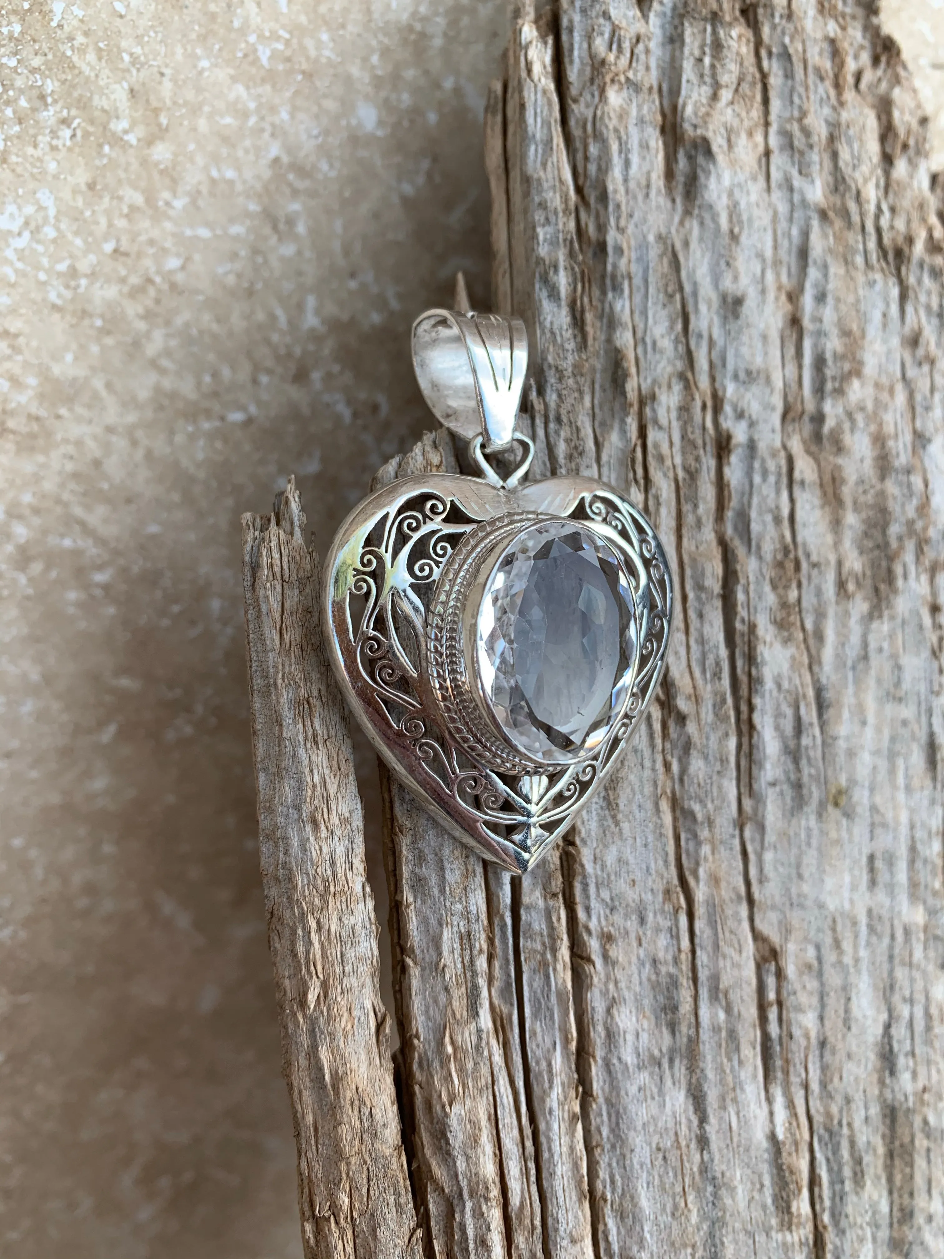 Heart of Quartz pendant