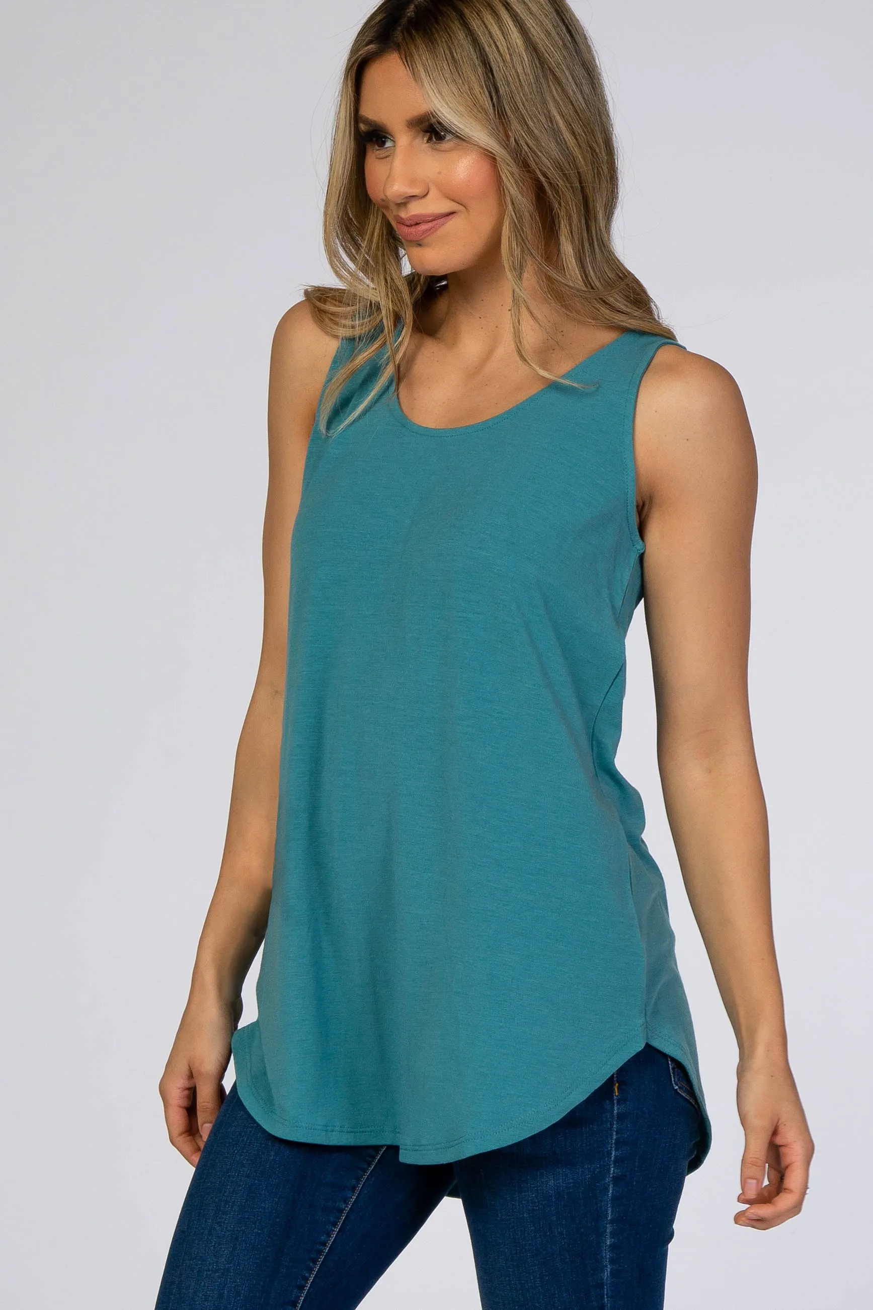 Jade Basic Sleeveless Top