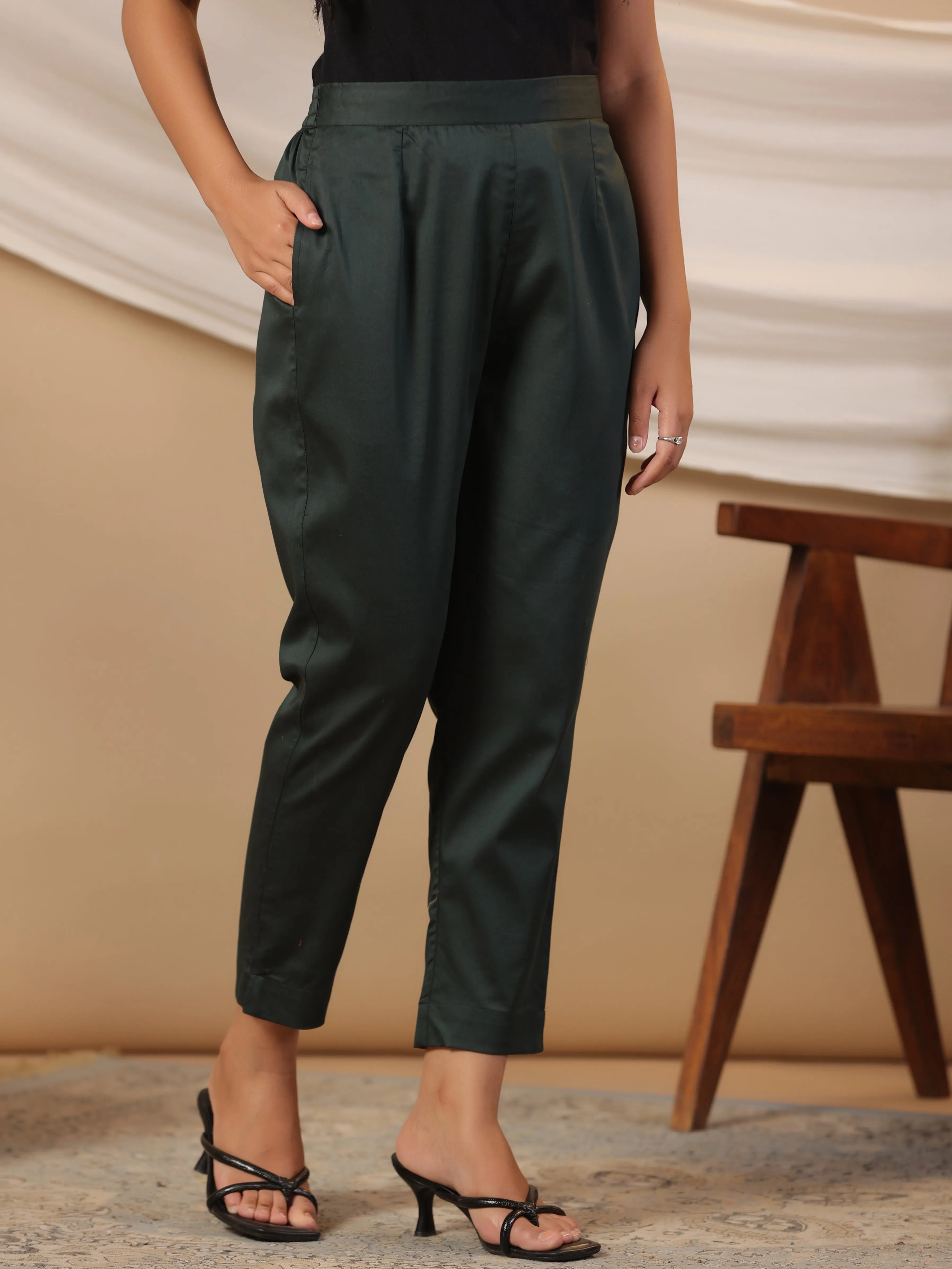 Juniper Jade Green Solid Lycra Women Drawstring Pants With Single Side Pocket