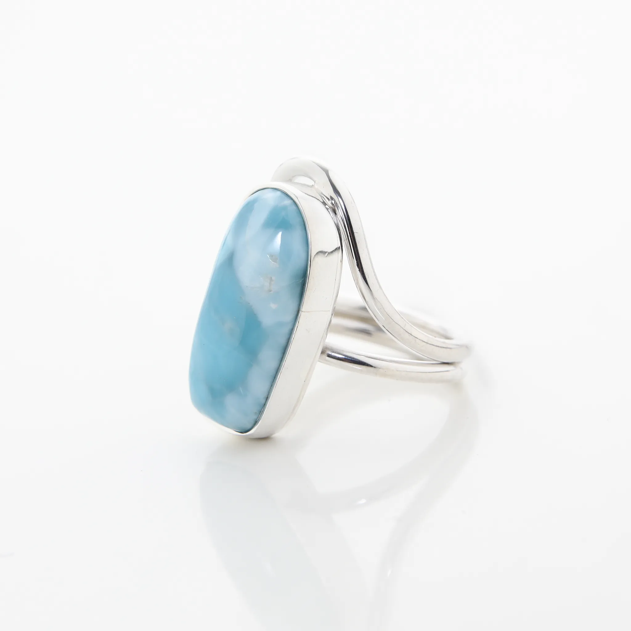 Larimar Ring Lirios