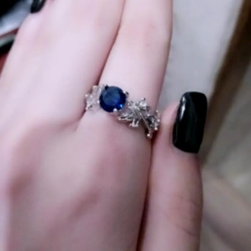 Lucky Vine Blue Gem Ring