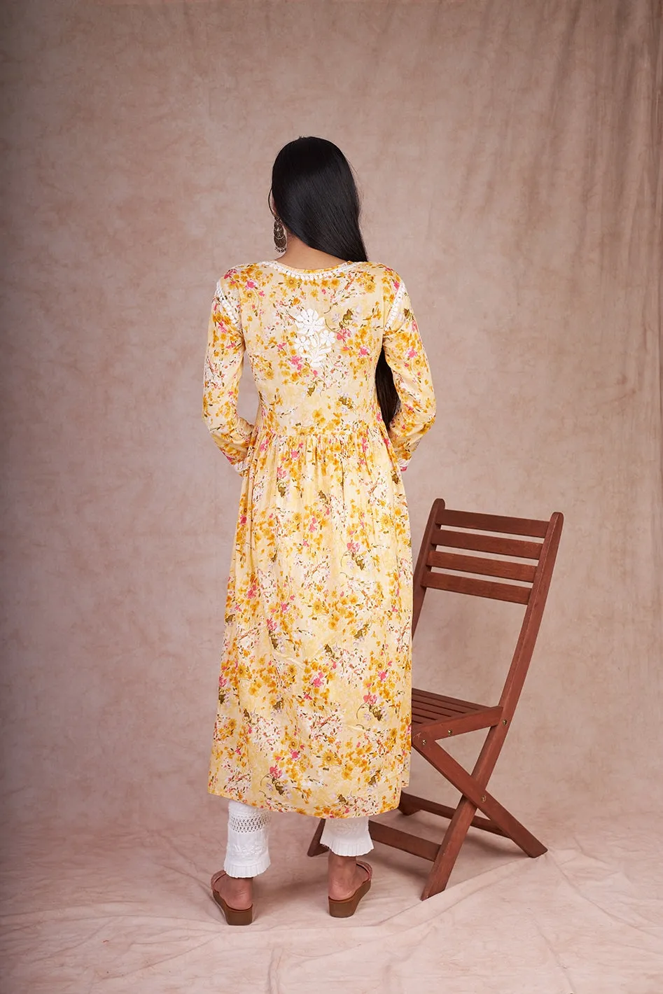 Nyra Cut Floral Mulmul Chikankari Kurta