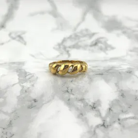 Open Croissant Ring